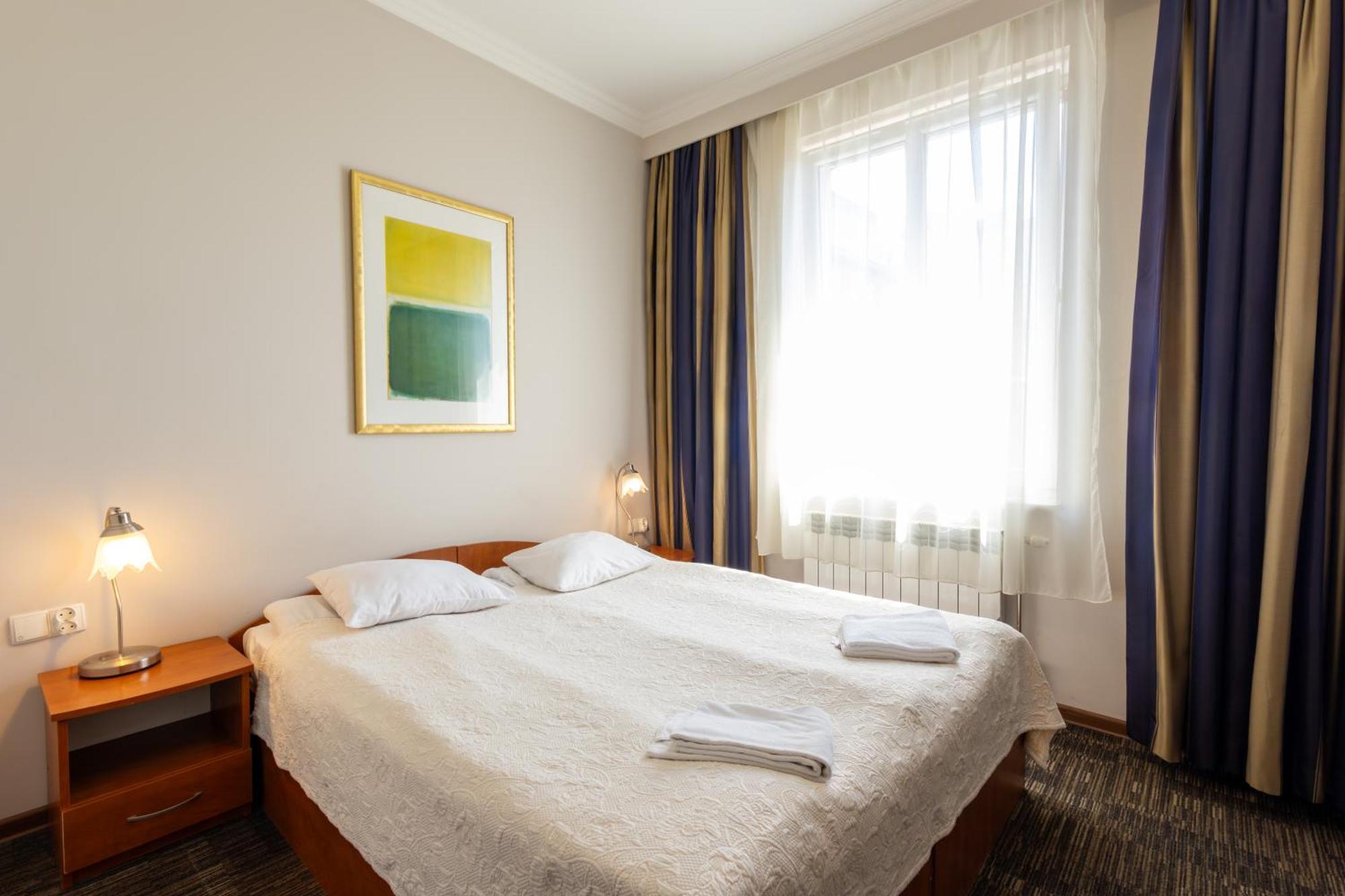 Noclegi Stadion Bed & Breakfast Warszawa Exteriör bild