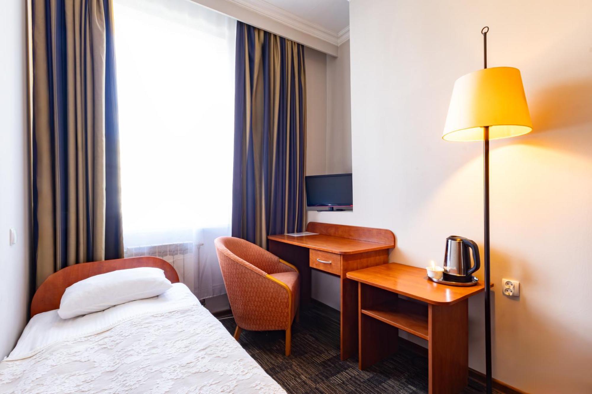 Noclegi Stadion Bed & Breakfast Warszawa Exteriör bild