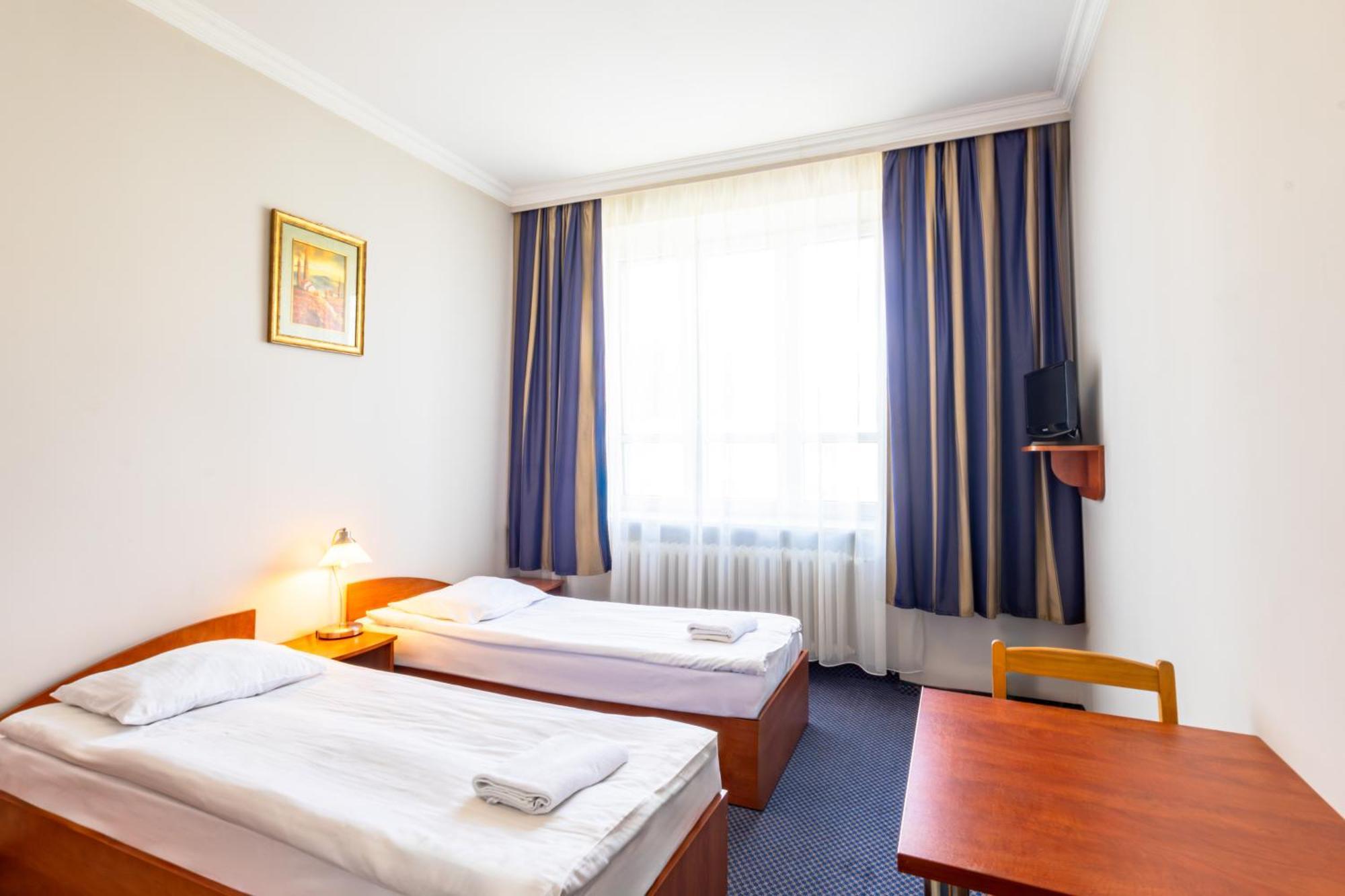 Noclegi Stadion Bed & Breakfast Warszawa Exteriör bild