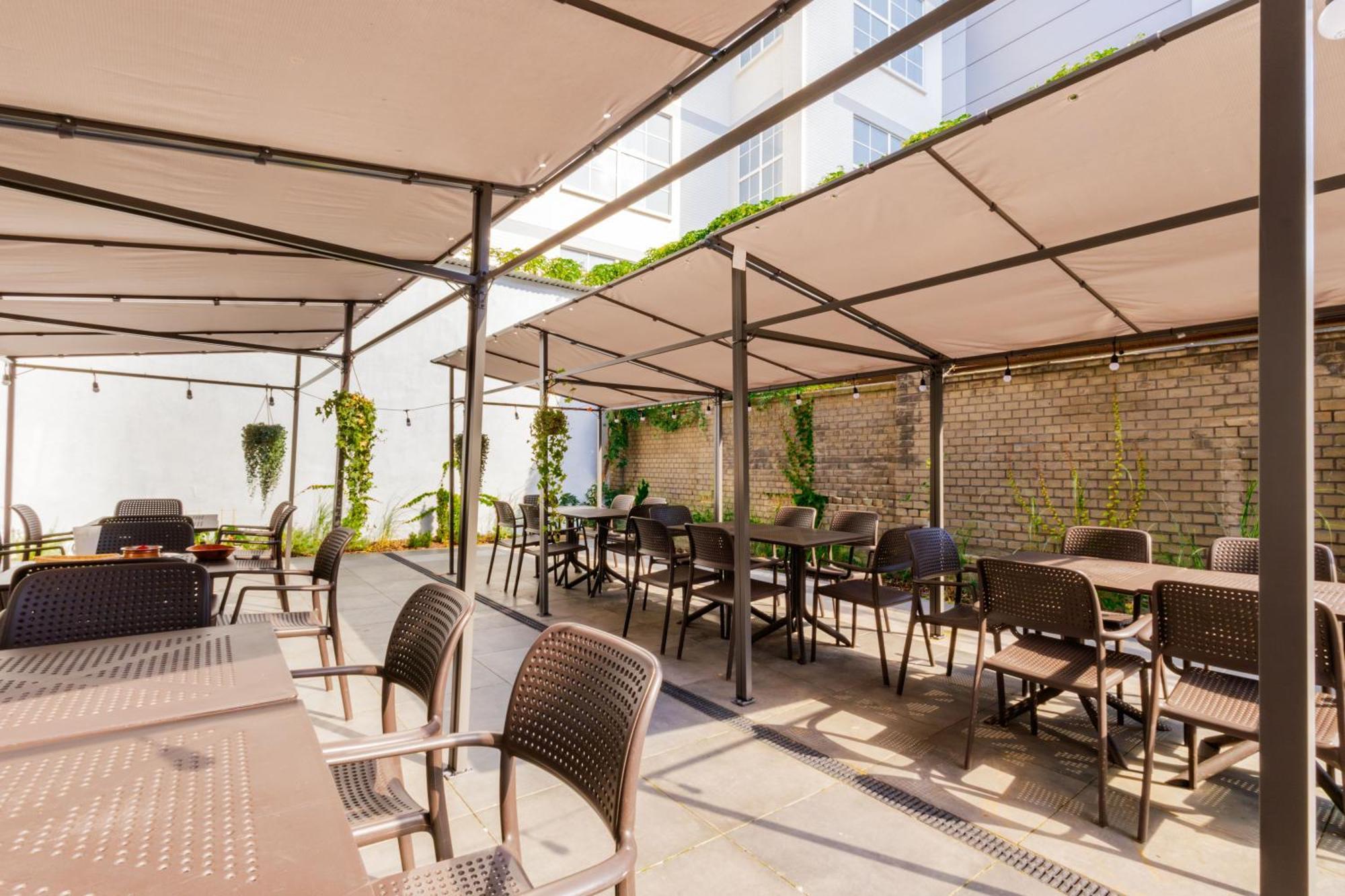 Noclegi Stadion Bed & Breakfast Warszawa Exteriör bild
