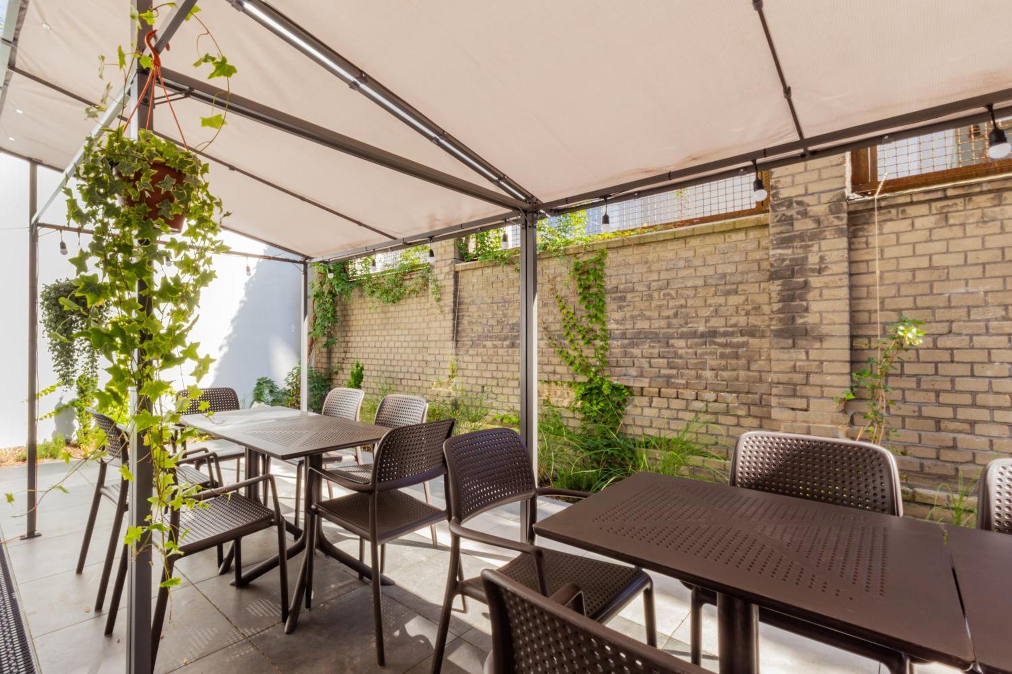 Noclegi Stadion Bed & Breakfast Warszawa Exteriör bild
