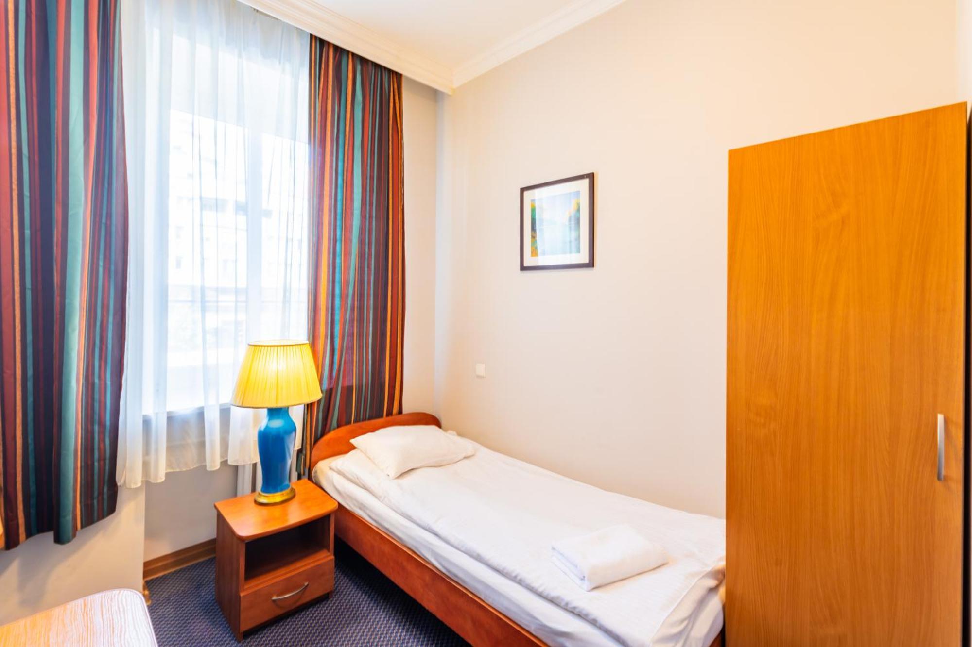 Noclegi Stadion Bed & Breakfast Warszawa Exteriör bild