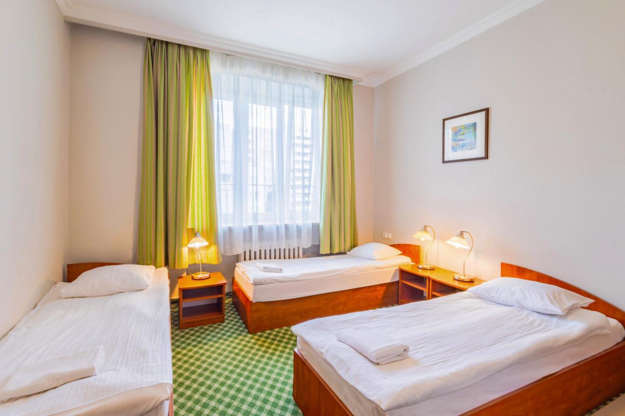 Noclegi Stadion Bed & Breakfast Warszawa Exteriör bild